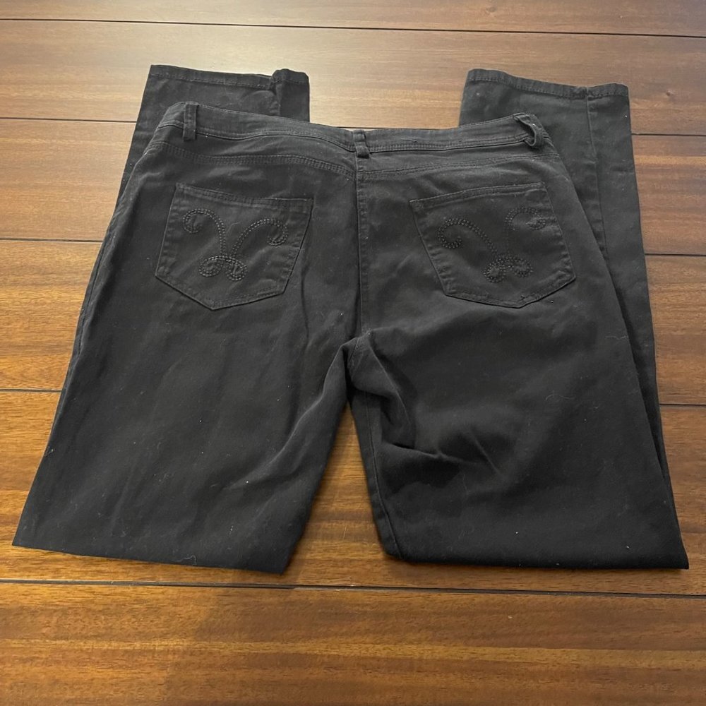 Bogari Women's Skinny Jeans in Black Size 12 gem details 5 pocket - Picture 10 of 13